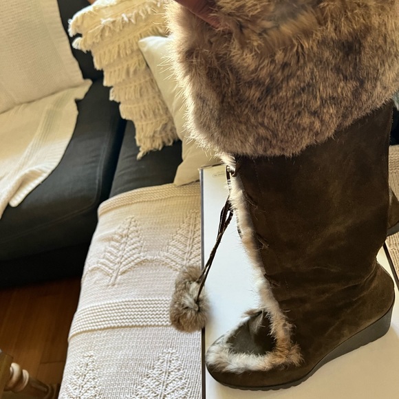 COACH Beige Karita Rabbit Fur & Suede Boots Sz 9, Leather Lined, - Picture 12 of 14